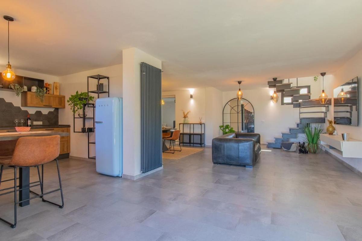 Villa Acquasalata Nisporto ภายนอก รูปภาพ